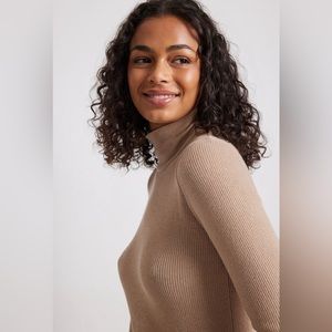 NA-KD Ribbed Polo Knitted Sweater